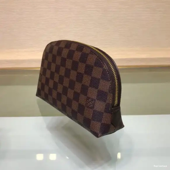 Cheap GM VUITTON POUCH COSMETIC LOUIS 0616